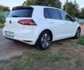 Белый Фольксваген e-Golf, объемом двигателя 0 л и пробегом 82 тыс. км за 10300 $, фото 2 на Automoto.ua