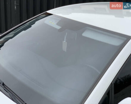 Белый Фольксваген e-Golf, объемом двигателя 0 л и пробегом 142 тыс. км за 8100 $, фото 15 на Automoto.ua