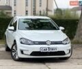 Белый Фольксваген e-Golf, объемом двигателя 0 л и пробегом 154 тыс. км за 8599 $, фото 8 на Automoto.ua