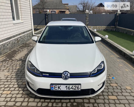 Білий Фольксваген e-Golf, об'ємом двигуна 0 л та пробігом 128 тис. км за 11499 $, фото 31 на Automoto.ua