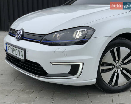 Белый Фольксваген e-Golf, объемом двигателя 0 л и пробегом 142 тыс. км за 8100 $, фото 9 на Automoto.ua