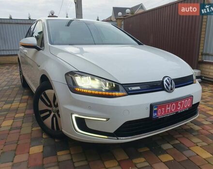Белый Фольксваген e-Golf, объемом двигателя 0 л и пробегом 130 тыс. км за 8999 $, фото 22 на Automoto.ua