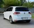 Белый Фольксваген e-Golf, объемом двигателя 0 л и пробегом 115 тыс. км за 9999 $, фото 11 на Automoto.ua