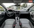Белый Фольксваген e-Golf, объемом двигателя 0 л и пробегом 132 тыс. км за 8800 $, фото 23 на Automoto.ua