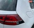 Белый Фольксваген e-Golf, объемом двигателя 0 л и пробегом 88 тыс. км за 10000 $, фото 7 на Automoto.ua