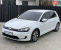 Білий Фольксваген e-Golf, об'ємом двигуна 0 л та пробігом 142 тис. км за 7999 $, фото 24 на Automoto.ua