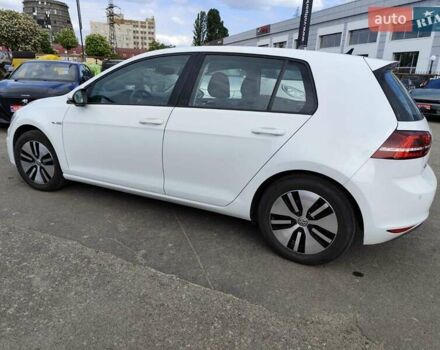Білий Фольксваген e-Golf, об'ємом двигуна 0 л та пробігом 104 тис. км за 9199 $, фото 10 на Automoto.ua
