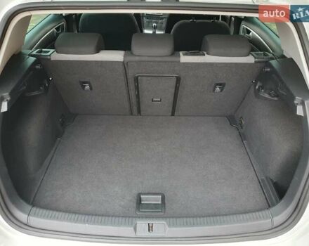 Белый Фольксваген e-Golf, объемом двигателя 0 л и пробегом 128 тыс. км за 8999 $, фото 45 на Automoto.ua