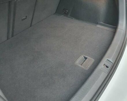 Белый Фольксваген e-Golf, объемом двигателя 0 л и пробегом 130 тыс. км за 8999 $, фото 41 на Automoto.ua