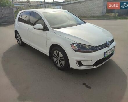 Білий Фольксваген e-Golf, об'ємом двигуна 0 л та пробігом 117 тис. км за 9000 $, фото 14 на Automoto.ua
