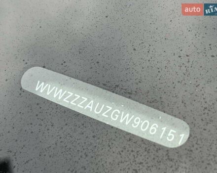 Белый Фольксваген e-Golf, объемом двигателя 0 л и пробегом 142 тыс. км за 7950 $, фото 12 на Automoto.ua