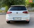 Белый Фольксваген e-Golf, объемом двигателя 0 л и пробегом 115 тыс. км за 9999 $, фото 10 на Automoto.ua