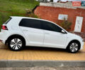 Белый Фольксваген e-Golf, объемом двигателя 0 л и пробегом 195 тыс. км за 8200 $, фото 13 на Automoto.ua