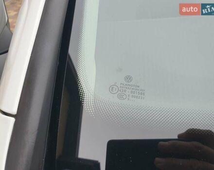 Белый Фольксваген e-Golf, объемом двигателя 0 л и пробегом 128 тыс. км за 8999 $, фото 37 на Automoto.ua