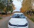 Белый Фольксваген e-Golf, объемом двигателя 0 л и пробегом 106 тыс. км за 10400 $, фото 1 на Automoto.ua