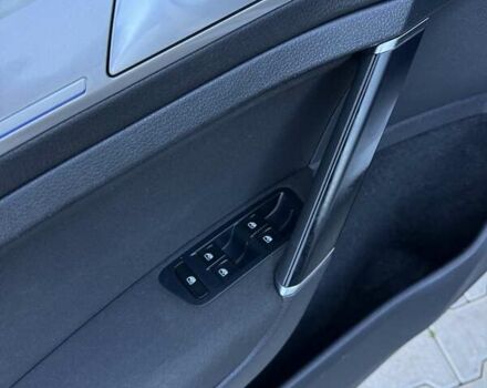 Білий Фольксваген e-Golf, об'ємом двигуна 0 л та пробігом 123 тис. км за 8500 $, фото 24 на Automoto.ua