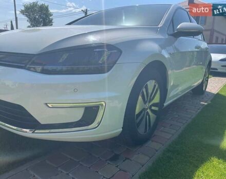 Білий Фольксваген e-Golf, об'ємом двигуна 0 л та пробігом 100 тис. км за 8000 $, фото 2 на Automoto.ua