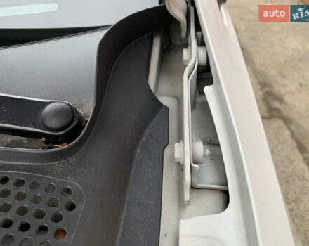 Білий Фольксваген e-Golf, об'ємом двигуна 0 л та пробігом 142 тис. км за 7999 $, фото 101 на Automoto.ua