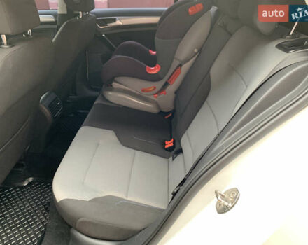 Білий Фольксваген e-Golf, об'ємом двигуна 0 л та пробігом 142 тис. км за 7999 $, фото 78 на Automoto.ua