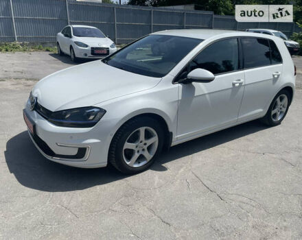 Білий Фольксваген e-Golf, об'ємом двигуна 0 л та пробігом 169 тис. км за 9500 $, фото 9 на Automoto.ua