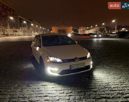 Білий Фольксваген e-Golf, об'ємом двигуна 0 л та пробігом 144 тис. км за 10500 $, фото 25 на Automoto.ua
