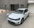 Белый Фольксваген e-Golf, объемом двигателя 0 л и пробегом 68 тыс. км за 16600 $, фото 24 на Automoto.ua