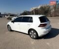 Белый Фольксваген e-Golf, объемом двигателя 0 л и пробегом 138 тыс. км за 9500 $, фото 3 на Automoto.ua