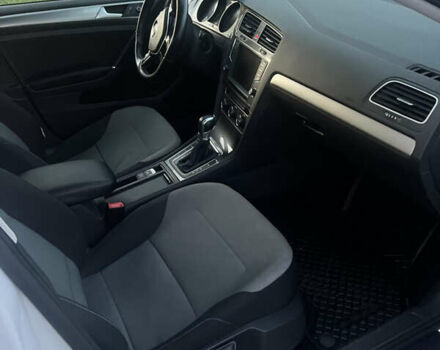 Белый Фольксваген e-Golf, объемом двигателя 0 л и пробегом 198 тыс. км за 8500 $, фото 10 на Automoto.ua