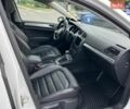 Белый Фольксваген e-Golf, объемом двигателя 0 л и пробегом 221 тыс. км за 8200 $, фото 17 на Automoto.ua