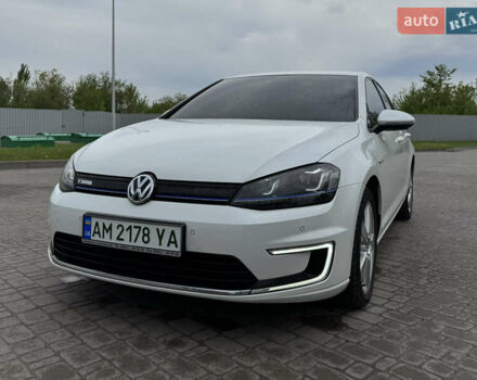 Белый Фольксваген e-Golf, объемом двигателя 0 л и пробегом 127 тыс. км за 10200 $, фото 1 на Automoto.ua