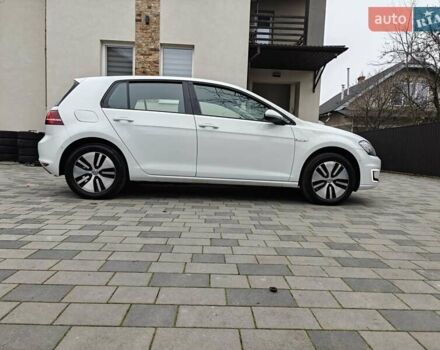 Белый Фольксваген e-Golf, объемом двигателя 0 л и пробегом 148 тыс. км за 7500 $, фото 7 на Automoto.ua