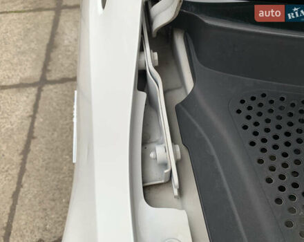 Білий Фольксваген e-Golf, об'ємом двигуна 0 л та пробігом 142 тис. км за 7999 $, фото 96 на Automoto.ua