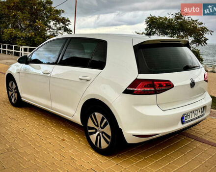 Белый Фольксваген e-Golf, объемом двигателя 0 л и пробегом 195 тыс. км за 8200 $, фото 19 на Automoto.ua