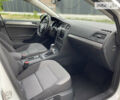 Білий Фольксваген e-Golf, об'ємом двигуна 0 л та пробігом 131 тис. км за 8300 $, фото 7 на Automoto.ua