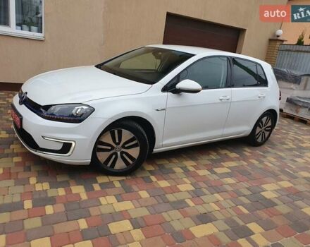 Белый Фольксваген e-Golf, объемом двигателя 0 л и пробегом 128 тыс. км за 8999 $, фото 29 на Automoto.ua