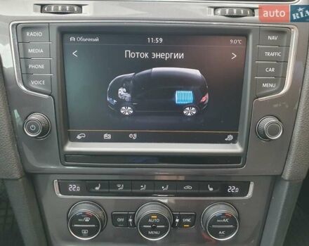 Белый Фольксваген e-Golf, объемом двигателя 0 л и пробегом 128 тыс. км за 8999 $, фото 104 на Automoto.ua