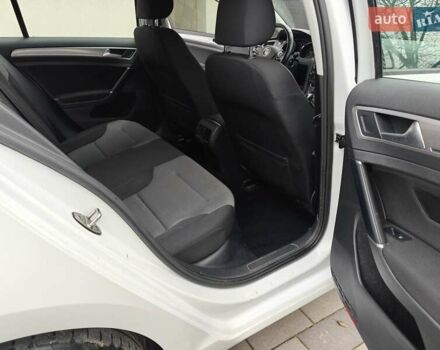 Белый Фольксваген e-Golf, объемом двигателя 0 л и пробегом 148 тыс. км за 7500 $, фото 16 на Automoto.ua