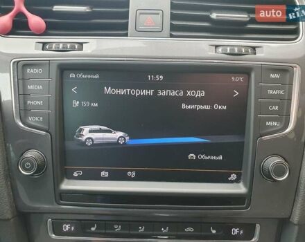 Белый Фольксваген e-Golf, объемом двигателя 0 л и пробегом 128 тыс. км за 8999 $, фото 102 на Automoto.ua