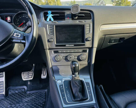 Белый Фольксваген e-Golf, объемом двигателя 0 л и пробегом 73 тыс. км за 9300 $, фото 4 на Automoto.ua