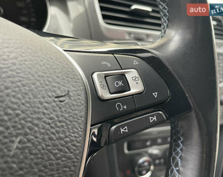 Белый Фольксваген e-Golf, объемом двигателя 0 л и пробегом 91 тыс. км за 8570 $, фото 40 на Automoto.ua