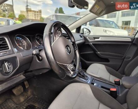 Білий Фольксваген e-Golf, об'ємом двигуна 0 л та пробігом 104 тис. км за 9199 $, фото 14 на Automoto.ua