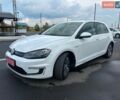 Белый Фольксваген e-Golf, объемом двигателя 0 л и пробегом 221 тыс. км за 8200 $, фото 2 на Automoto.ua