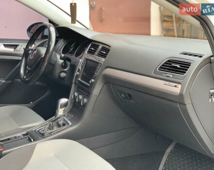 Білий Фольксваген e-Golf, об'ємом двигуна 0 л та пробігом 142 тис. км за 7999 $, фото 62 на Automoto.ua