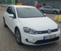Белый Фольксваген e-Golf, объемом двигателя 0 л и пробегом 125 тыс. км за 9000 $, фото 1 на Automoto.ua