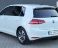 Белый Фольксваген e-Golf, объемом двигателя 0 л и пробегом 152 тыс. км за 12999 $, фото 8 на Automoto.ua