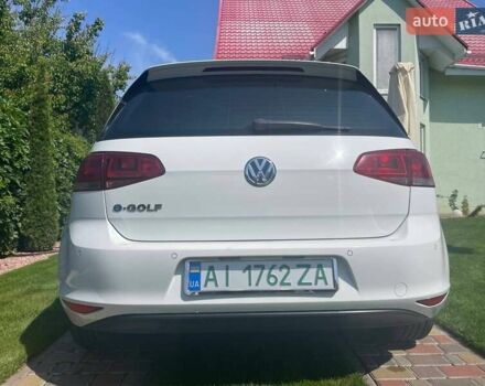 Білий Фольксваген e-Golf, об'ємом двигуна 0 л та пробігом 100 тис. км за 8000 $, фото 1 на Automoto.ua