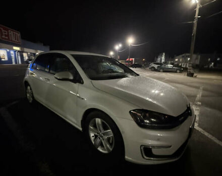 Белый Фольксваген e-Golf, объемом двигателя 0 л и пробегом 119 тыс. км за 9000 $, фото 3 на Automoto.ua