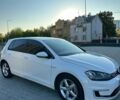 Белый Фольксваген e-Golf, объемом двигателя 0 л и пробегом 140 тыс. км за 9000 $, фото 2 на Automoto.ua