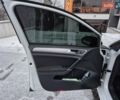 Белый Фольксваген e-Golf, объемом двигателя 0 л и пробегом 143 тыс. км за 9700 $, фото 11 на Automoto.ua
