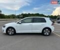 Белый Фольксваген e-Golf, объемом двигателя 0 л и пробегом 221 тыс. км за 8200 $, фото 7 на Automoto.ua